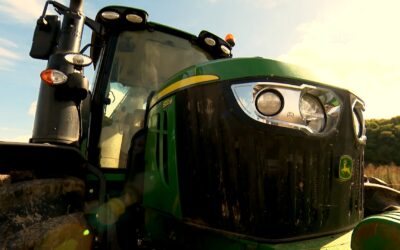 PUBLI John Deere 6120M